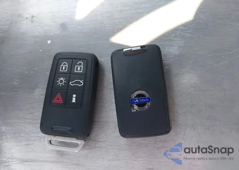 2014 Volvo S80 3.2/3.2 Platinum/3.2 Premier Plus z USA, uszkodzony, nr VIN YV1952AS4E1180857